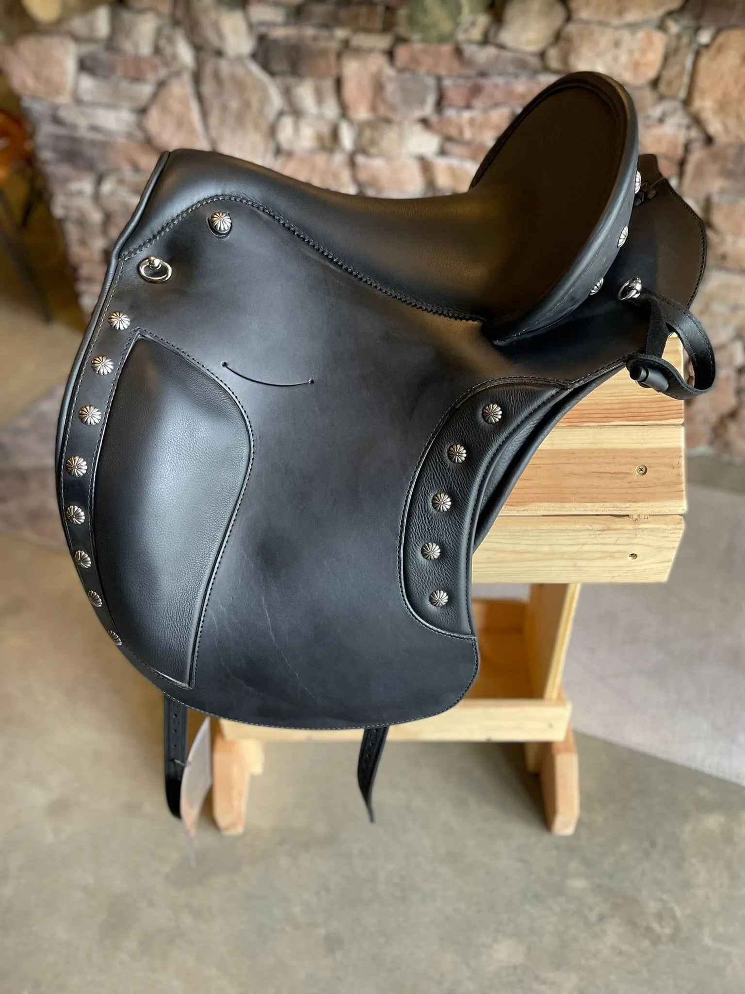 DP Saddlery El Campo 5217