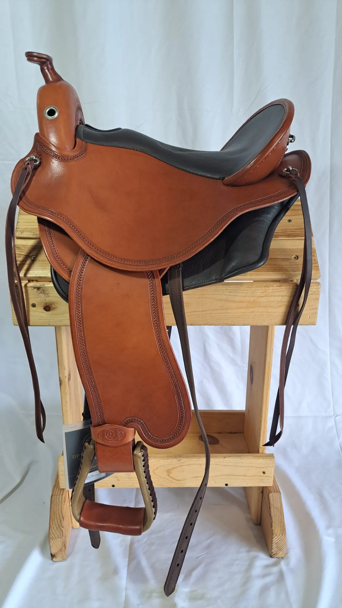 DP Saddlery Quantum Western 6904