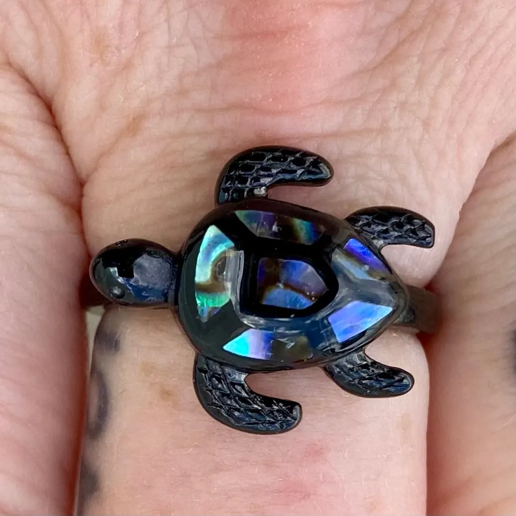 Sea Shell Turtle Ring - Black - R171