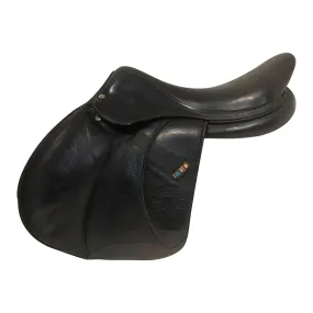 Voltaire 2018 Stuttgart Saddle in Dark Brown - 18 3AA